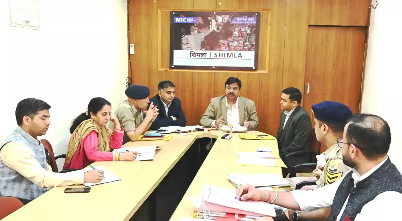Shimla: सब्जी और अनाज मंडी को शहर से बाहर ले जाने की योजना Shimla: सब्जी और अनाज मंडी को शहर से बाहर ले जाने की योजना