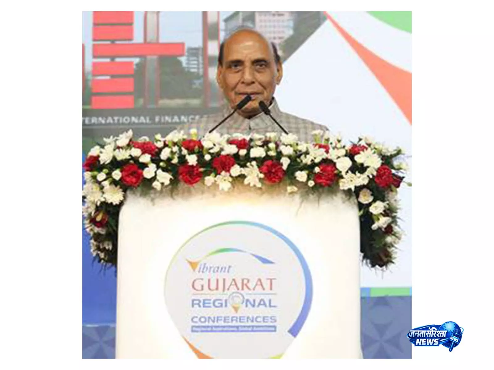 विकसित भारत की यात्रा में क्षेत्रीय उद्योगों की अहम भूमिका: Rajnath Singh