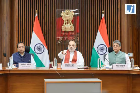 एफसीआरए 2.0 पोर्टल और ई-ओसीआई कार्ड लॉन्च, केंद्रीय मंत्री अमित शाह ने कहा एफसीआरए 2.0 पोर्टल और ई-ओसीआई कार्ड लॉन्च, केंद्रीय मंत्री अमित शाह ने कहा