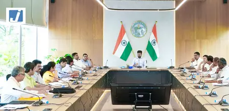यादगिरिगुट्टा मंदिर में मठों के लिए जमीन आवंटन की नीति बनाएगी तेलंगाना सरकार यादगिरिगुट्टा मंदिर में मठों के लिए जमीन आवंटन की नीति बनाएगी तेलंगाना सरकार