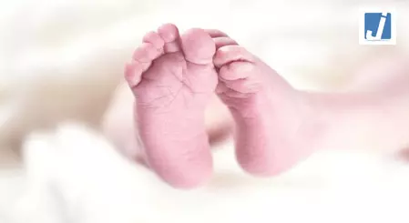 मानवता शर्मसार! बस स्टैंड पर लावारिस मिली नवजात बच्ची मानवता शर्मसार! बस स्टैंड पर लावारिस मिली नवजात बच्ची