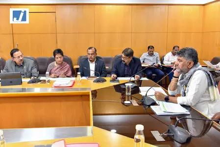 कर्नाटक: मुख्यमंत्री शिवकुमार ने बांदीपुर और नागरहोल सफारी फिर शुरू करने के दिए निर्देश
