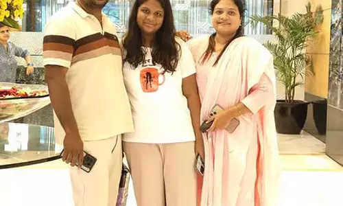 Dharmapuri में पत्नी-बेटी की हत्या के बाद कारोबारी ने दी जान Dharmapuri में पत्नी-बेटी की हत्या के बाद कारोबारी ने दी जान