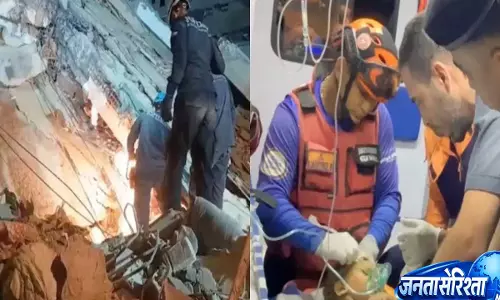 खंडहरों में चमत्कार: विनाशकारी भूकंप के 6 दिन बाद वेनेज़ुएला में मलबे से जिंदा निकाला गया बच्चा खंडहरों में चमत्कार: विनाशकारी भूकंप के 6 दिन बाद वेनेज़ुएला में मलबे से जिंदा निकाला गया बच्चा