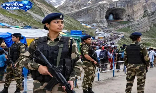 Amarnath यात्रा में महिला श्रद्धालुओं की सुरक्षा मजबूत Amarnath यात्रा में महिला श्रद्धालुओं की सुरक्षा मजबूत