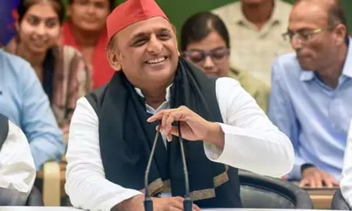 अखिलेश यादव के जन्मदिन पर खड़गे-मायावती ने दी शुभकामनाएं अखिलेश यादव के जन्मदिन पर खड़गे-मायावती ने दी शुभकामनाएं