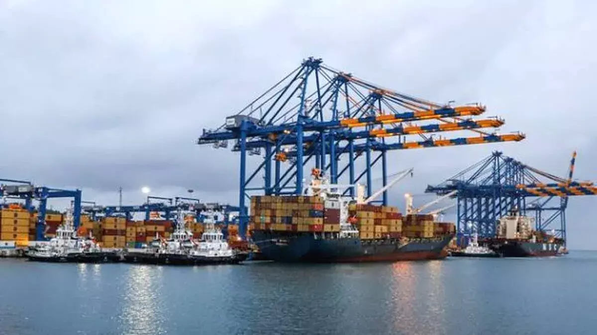 Kerala के लिए बड़ा बूस्ट: MSC विझिंजम पोर्ट में करेगी ₹13,000 करोड़ का निवेश Kerala के लिए बड़ा बूस्ट: MSC विझिंजम पोर्ट में करेगी ₹13,000 करोड़ का निवेश