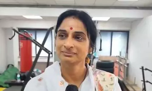 असदुद्दीन ओवैसी के बयान पर भाजपा नेता माधवी लता का तंज, बोलीं- पहले एक दिन पैदल चलकर दिखाएं