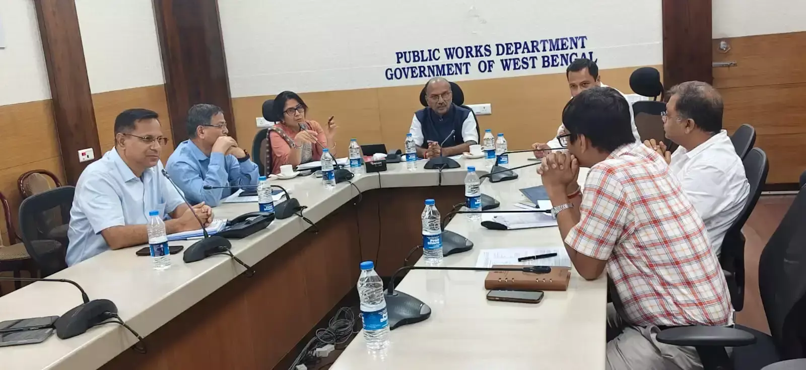 Kolkata: निर्माण कार्यों में गुणवत्ता और समयसीमा पर फोकस