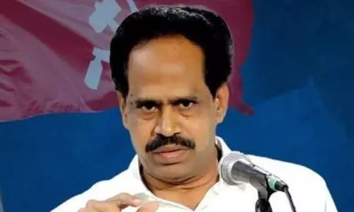 Vijay की दावत से वामपंथियों की दूरी; टीवीके को सिर्फ बाहरी समर्थन Vijay की दावत से वामपंथियों की दूरी; टीवीके को सिर्फ बाहरी समर्थन