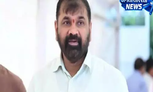 उद्धव गुट छोड़ शिंदे खेमे में पहुंचे सचिन अहीर, अगले ही दिन महाराष्ट्र चुनाव में मिली जीत उद्धव गुट छोड़ शिंदे खेमे में पहुंचे सचिन अहीर, अगले ही दिन महाराष्ट्र चुनाव में मिली जीत