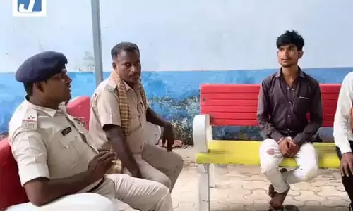 मामूली विवाद में बेटे ने पिता को मार डाला, आरोपी गिरफ्तार मामूली विवाद में बेटे ने पिता को मार डाला, आरोपी गिरफ्तार