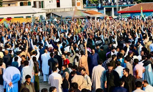 Pakistan की कार्रवाई नाकाम, PoK आंदोलन अपने नेताओं से आगे बढ़ा Pakistan की कार्रवाई नाकाम, PoK आंदोलन अपने नेताओं से आगे बढ़ा