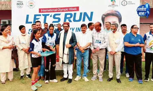 Hamirpur युवाओं से सक्रिय जीवनशैली अपनाने की सलाह: अनुराग ठाकुर Hamirpur युवाओं से सक्रिय जीवनशैली अपनाने की सलाह: अनुराग ठाकुर
