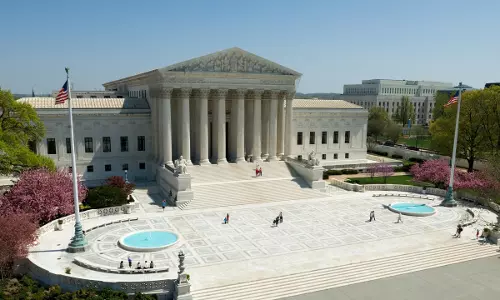 US सुप्रीम कोर्ट के नागरिकता संबंधी फैसले से H1B वीजा पर भारतीयों को राहत मिली