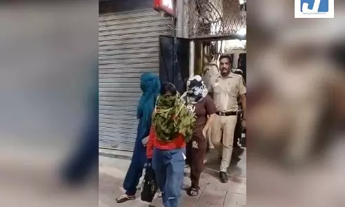 पुलिस ने स्पा की आड़ में चल रहे Sex Racket का किया भंडाफोड़, सरगना गिरफ्तार