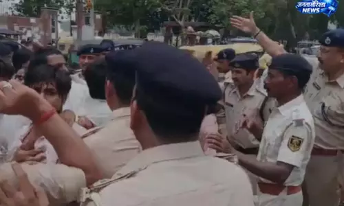 AISA विरोध प्रदर्शन से पटना में ट्रैफिक प्रभावित AISA विरोध प्रदर्शन से पटना में ट्रैफिक प्रभावित