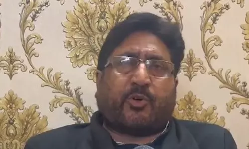 शिया धर्मगुरु का ओवैसी पर पलटवार: SIT को अपना काम करने दें, दखल न दें शिया धर्मगुरु का ओवैसी पर पलटवार: SIT को अपना काम करने दें, दखल न दें