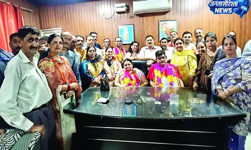नालागढ़ नगर परिषद पर भाजपा का कब्जा, अलका अध्यक्ष, राजेश उपाध्यक्ष नालागढ़ नगर परिषद पर भाजपा का कब्जा, अलका अध्यक्ष, राजेश उपाध्यक्ष