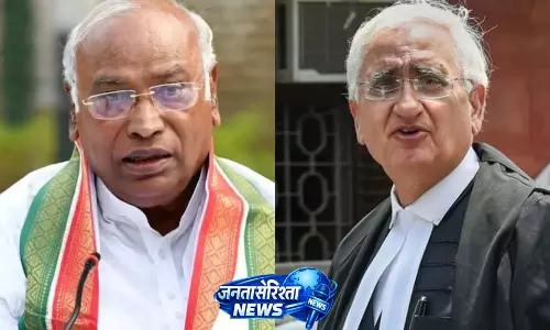 अयातुल्ला अली खामेनेई के अंतिम संस्कार का कांग्रेस को भी न्योता अयातुल्ला अली खामेनेई के अंतिम संस्कार का कांग्रेस को भी न्योता