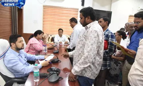 घास जमीन को पशुपालन के लिए सुरक्षित करने ग्रामीणों ने की मांग, जनदर्शन में प्राप्त हुए 180 आवेदन