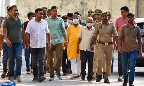 Police की सख्त कार्रवाई, राम मंदिर दान घोटाले में 7 आरोपी दबोचे गएगए Police की सख्त कार्रवाई, राम मंदिर दान घोटाले में 7 आरोपी दबोचे गएगए