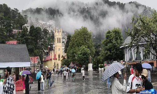 मानसून ने पूरे Himachal को किया कवर, शिमला में बारिश का आनंद