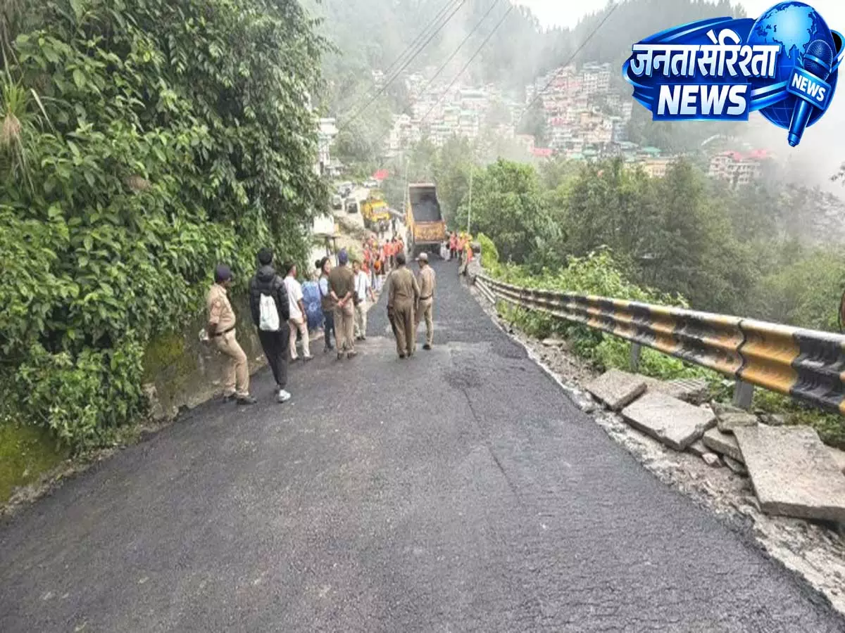 चांदमारी-गोसखान दारा रोड की बदलेगी तस्वीर, लंबे इंतजार के बाद मरम्मत शुरू चांदमारी-गोसखान दारा रोड की बदलेगी तस्वीर, लंबे इंतजार के बाद मरम्मत शुरू