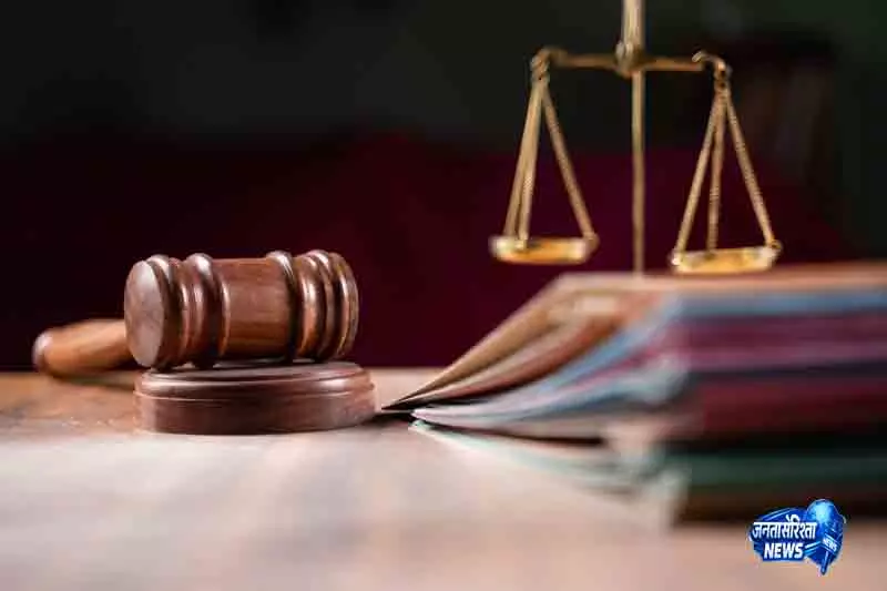 Delhi अदालत ने चोरी के मामले में सीबीआई अधिकारी को जमानत दी Delhi अदालत ने चोरी के मामले में सीबीआई अधिकारी को जमानत दी