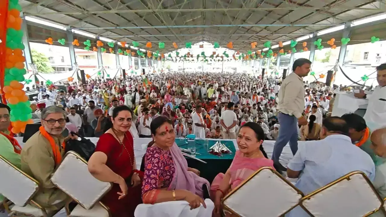 Sirsa: भाजपा प्रदेशाध्यक्ष का विपक्ष पर तीखा हमला, भाजपा ने विपक्षी दलों को घेरा Sirsa: भाजपा प्रदेशाध्यक्ष का विपक्ष पर तीखा हमला, भाजपा ने विपक्षी दलों को घेरा