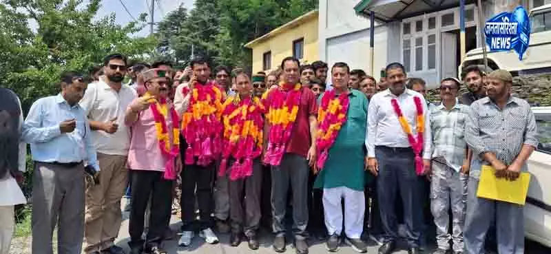 Chamba में तीसा बीडीसी प्रमुख, उपप्रमुख पद पर कांग्रेस का कब्जा Chamba में तीसा बीडीसी प्रमुख, उपप्रमुख पद पर कांग्रेस का कब्जा