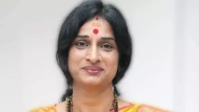 Telangana की BJP नेता माधवी लता ने शूटिंग में गोल्ड मेडल जीता Telangana की BJP नेता माधवी लता ने शूटिंग में गोल्ड मेडल जीता