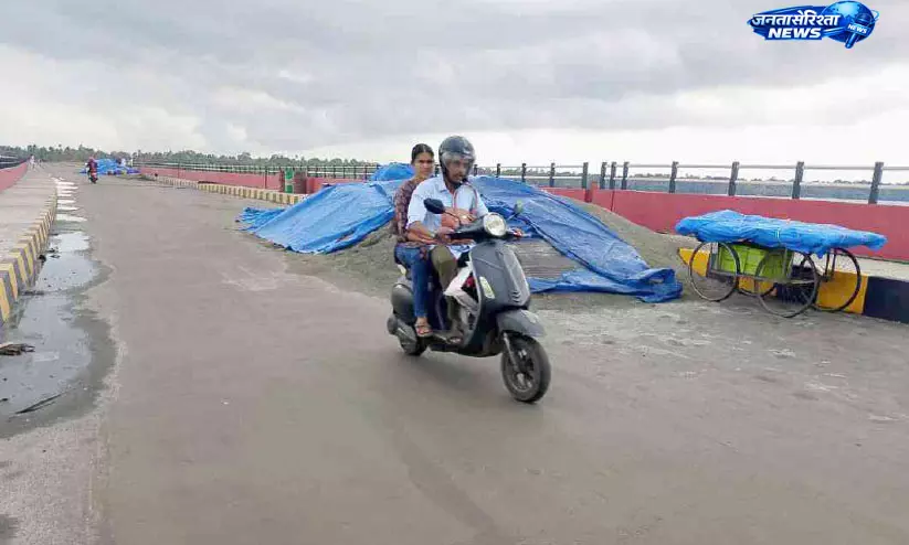 पेरुम्बलम आइलैंड में पुल बनने के बाद भी नहीं बदली जिंदगी, आवाजाही की समस्या बनी हुई पेरुम्बलम आइलैंड में पुल बनने के बाद भी नहीं बदली जिंदगी, आवाजाही की समस्या बनी हुई