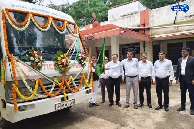 लातेहार में कानूनी जागरूकता अभियान तेज लातेहार में कानूनी जागरूकता अभियान तेज