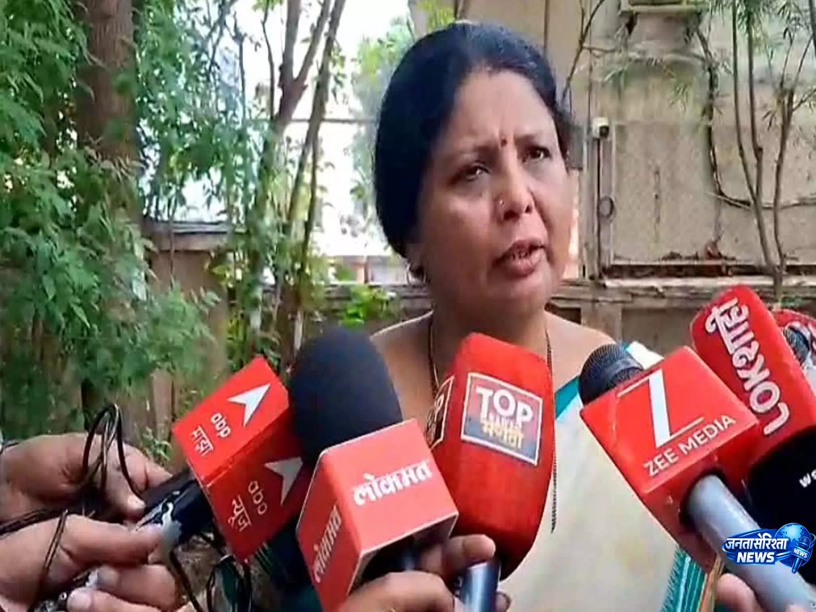 सचिन अहीर के दल बदल पर सुषमा अंधारे का हमला, बोलीं- यह राजनीतिक बदले की रणनीति सचिन अहीर के दल बदल पर सुषमा अंधारे का हमला, बोलीं- यह राजनीतिक बदले की रणनीति