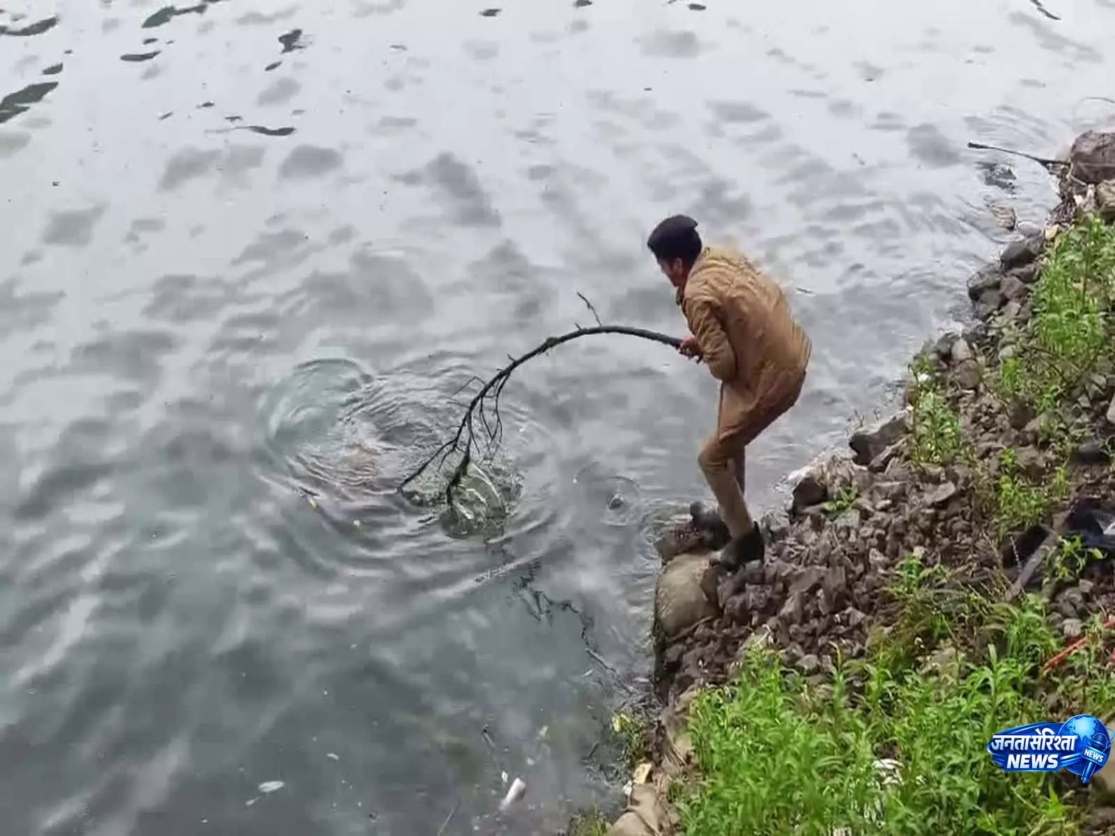 Naini Lake बन रही मौत का अड्डा, एक सप्ताह में मिले तीन शव, तीन वर्षों में 25 लोगों ने की आत्महत्या Naini Lake बन रही मौत का अड्डा, एक सप्ताह में मिले तीन शव, तीन वर्षों में 25 लोगों ने की आत्महत्या