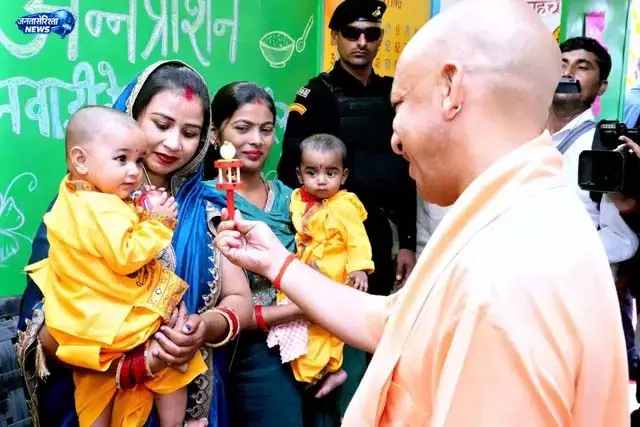 बच्चों की शिक्षा पर योगी आदित्यनाथ का बयान बच्चों की शिक्षा पर योगी आदित्यनाथ का बयान