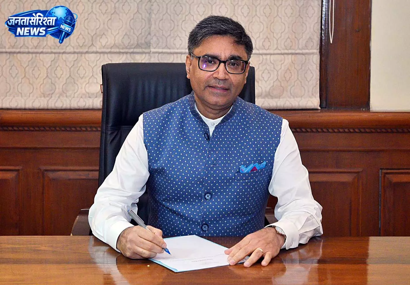 BREAKING: विदेश सचिव विक्रम मिसरी का कार्यकाल एक साल बढ़ा BREAKING: विदेश सचिव विक्रम मिसरी का कार्यकाल एक साल बढ़ा
