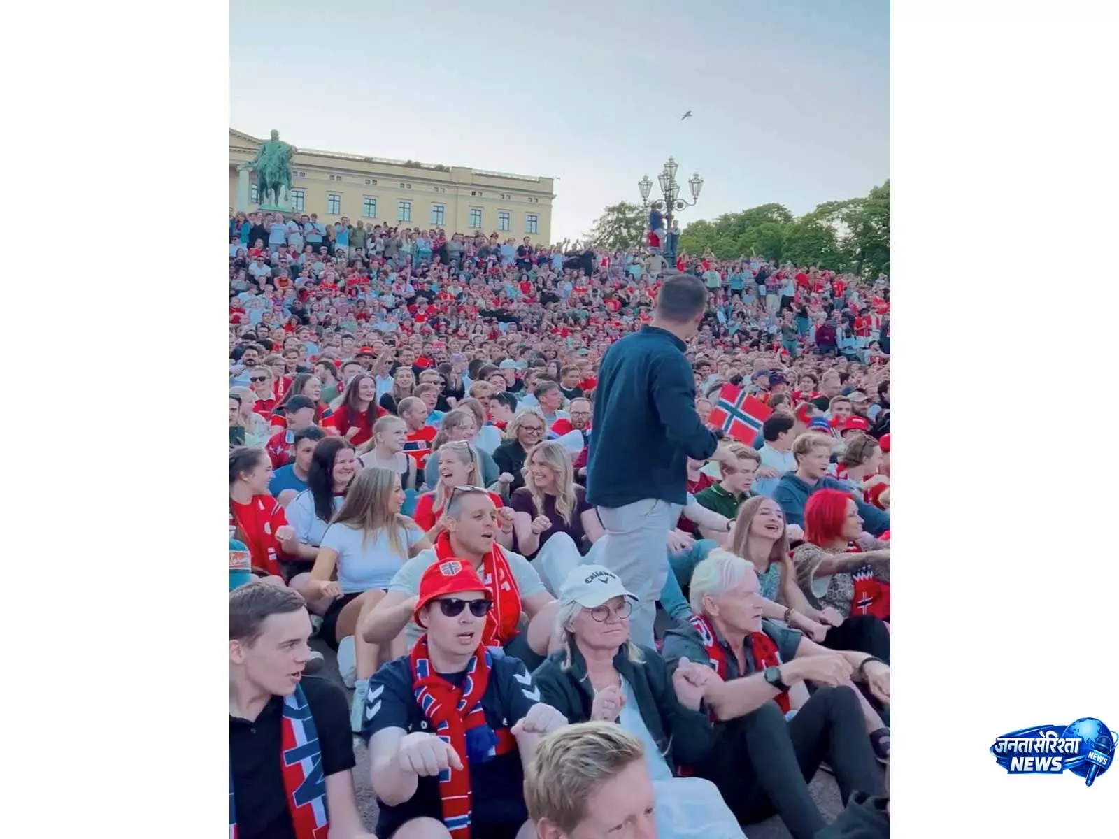 Norway फैंस का जश्न बिगड़ा, मेट्रो ट्रेनों को नुकसान Norway फैंस का जश्न बिगड़ा, मेट्रो ट्रेनों को नुकसान