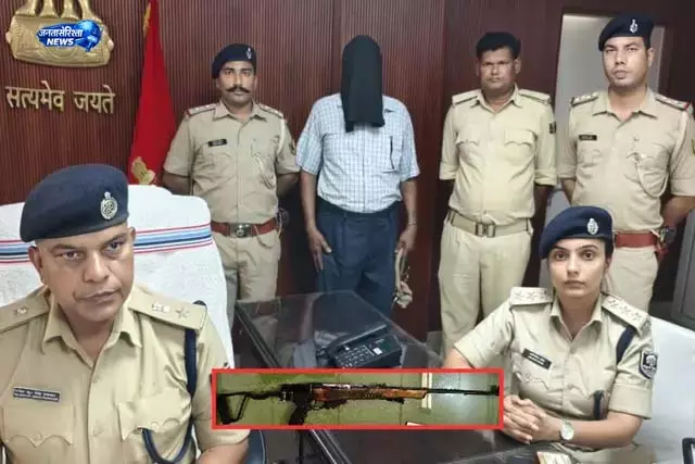 पुलिस की बड़ी कार्रवाई, कई आरोपी दबोचे गए पुलिस की बड़ी कार्रवाई, कई आरोपी दबोचे गए