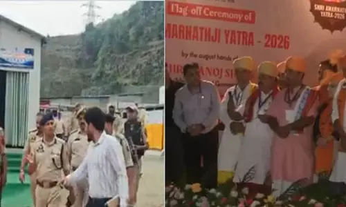 अमरनाथ यात्री रवाना हुए, बम बम भोले के जयघोष के साथ बढ़ रहे आगे अमरनाथ यात्री रवाना हुए, बम बम भोले के जयघोष के साथ बढ़ रहे आगे