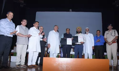 ऑपरेशन मैदान के दौरान 7.52 करोड़ रुपये से ज़्यादा कीमत के नशीले पदार्थ ज़ब्त किए गए ऑपरेशन मैदान के दौरान 7.52 करोड़ रुपये से ज़्यादा कीमत के नशीले पदार्थ ज़ब्त किए गए
