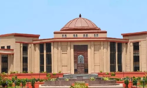 सहमति से शारीरिक संबंध, लिव-इन में रही युवती ने लगाया रेप का आरोप, याचिका ख़ारिज सहमति से शारीरिक संबंध, लिव-इन में रही युवती ने लगाया रेप का आरोप, याचिका ख़ारिज