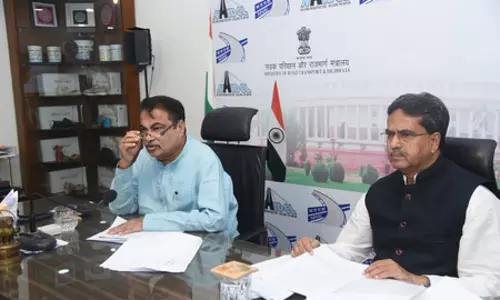 त्रिपुरा के सीएम और गडकरी ने हाईवे प्रोजेक्ट्स की समीक्षा की त्रिपुरा के सीएम और गडकरी ने हाईवे प्रोजेक्ट्स की समीक्षा की