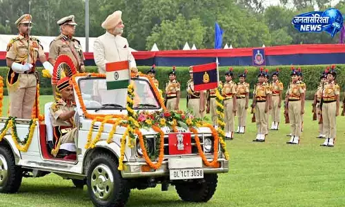 एल-जी संधू ने मानवीय, टेक्नोलॉजी-ड्रिवन पुलिसिंग की अपील की