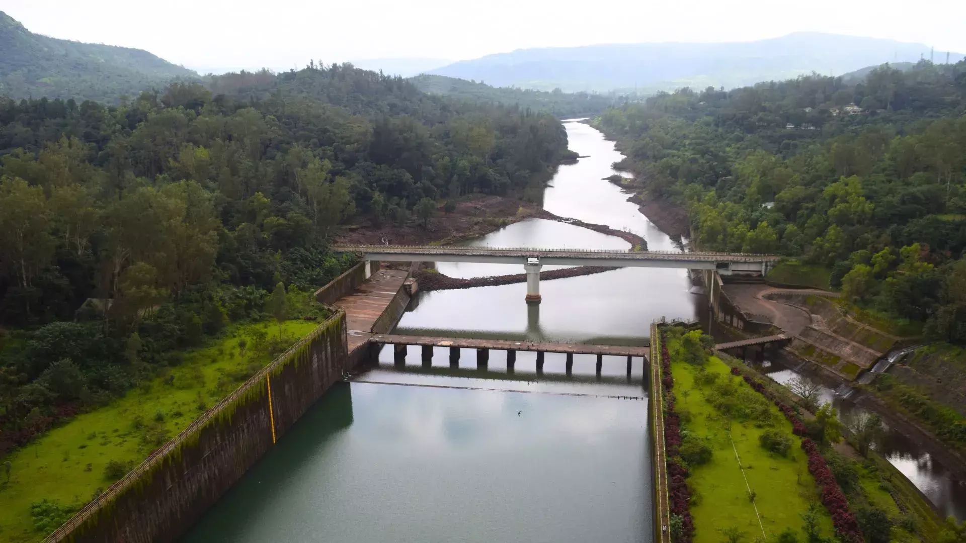 Mumbai: जल पर्यटन के क्षेत्र में कोयना को मिलेगी नई पहचान Mumbai: जल पर्यटन के क्षेत्र में कोयना को मिलेगी नई पहचान