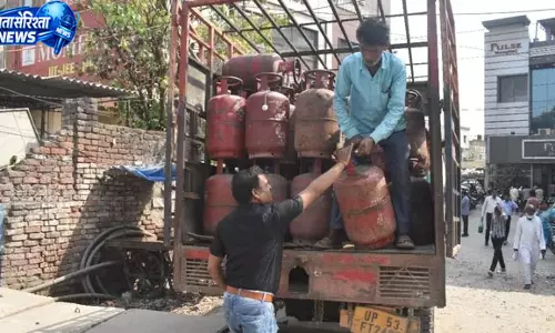 UP : गैस सिलिंडर बिक्री में बड़ी गिरावट, डिजिटल सिस्टम से काला बाजार पर लगी रोक