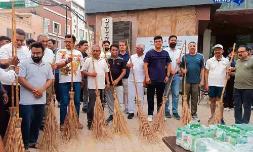 राष्ट्रीय चिकित्सक दिवस पर Sirsa के डॉक्टरों ने चलाया स्वच्छता अभियान राष्ट्रीय चिकित्सक दिवस पर Sirsa के डॉक्टरों ने चलाया स्वच्छता अभियान