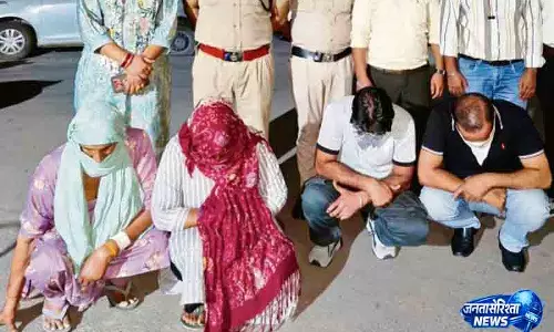 महिलाओं की भागीदारी से Sirsa में नशीली दवाओं का खतरा और गहरा गया महिलाओं की भागीदारी से Sirsa में नशीली दवाओं का खतरा और गहरा गया