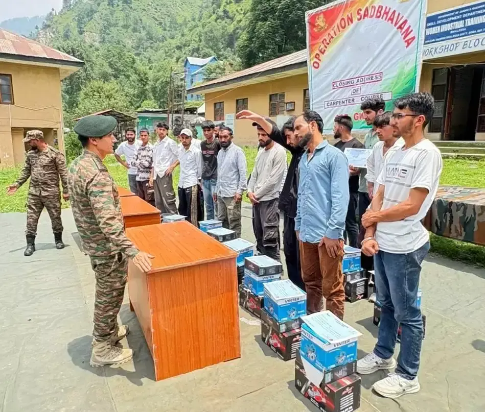 Jammu: भारतीय सेना की पहल, युवाओं को बढ़ईगीरी प्रशिक्षण देकर आत्मनिर्भर बनाने की दिशा में कदम